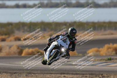 media/Dec-18-2022-SoCal Trackdays (Sun) [[8099a50955]]/Turn 14 (940am)/